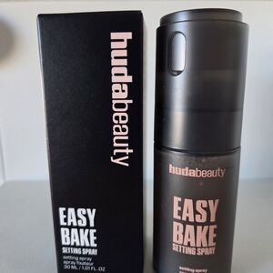 HUDA BEAUTY Easy Bake Setting Spray 30 ml